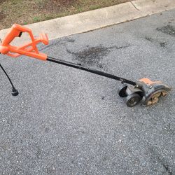 Black & Decker Edger and Trencher Dual Corded Tool