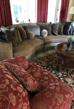 Xl luxurious sofa