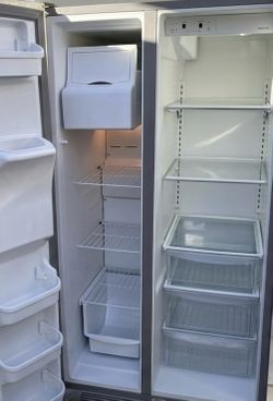 Frigidaire 25 Cu Ft Stainless Fridge