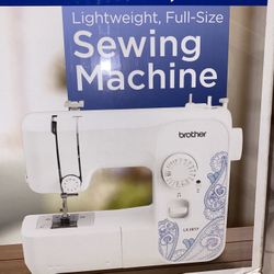 BRAND NEW BROTHERS SEWING MACHINE 