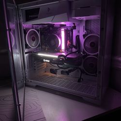 CUSTOM GAMING PC(SPECS IN LAST IMAGE)