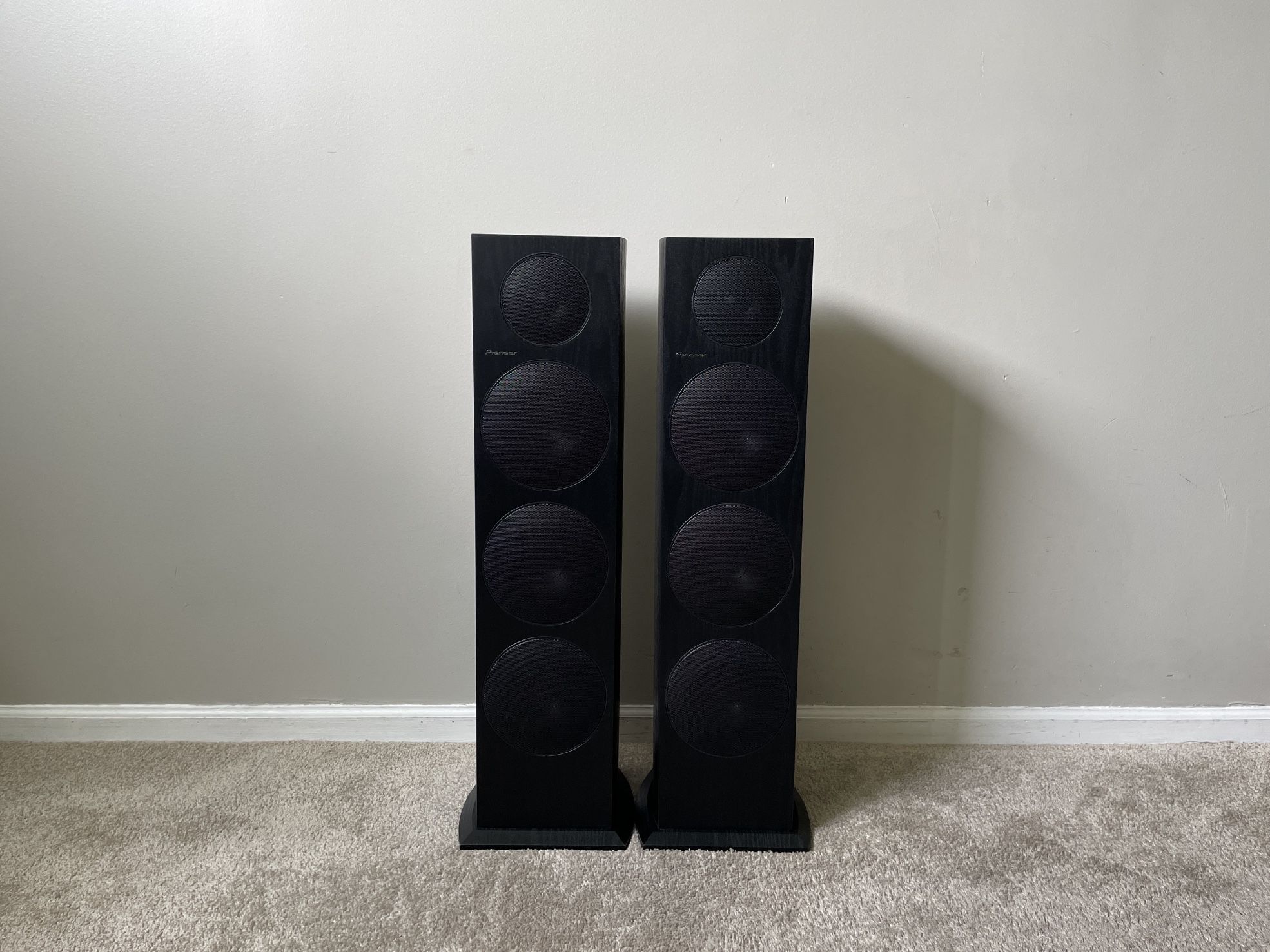 Pioneer SP-FS51 Home Tower Floor Standing Speakers by Andrew Jones 