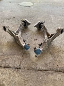 Front Suspension Lower Control Arm with Ball Joint Bushings