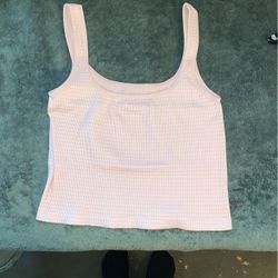 pink tank top
