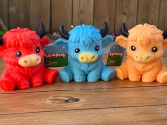 Squeeezy Highland cow New Squishy