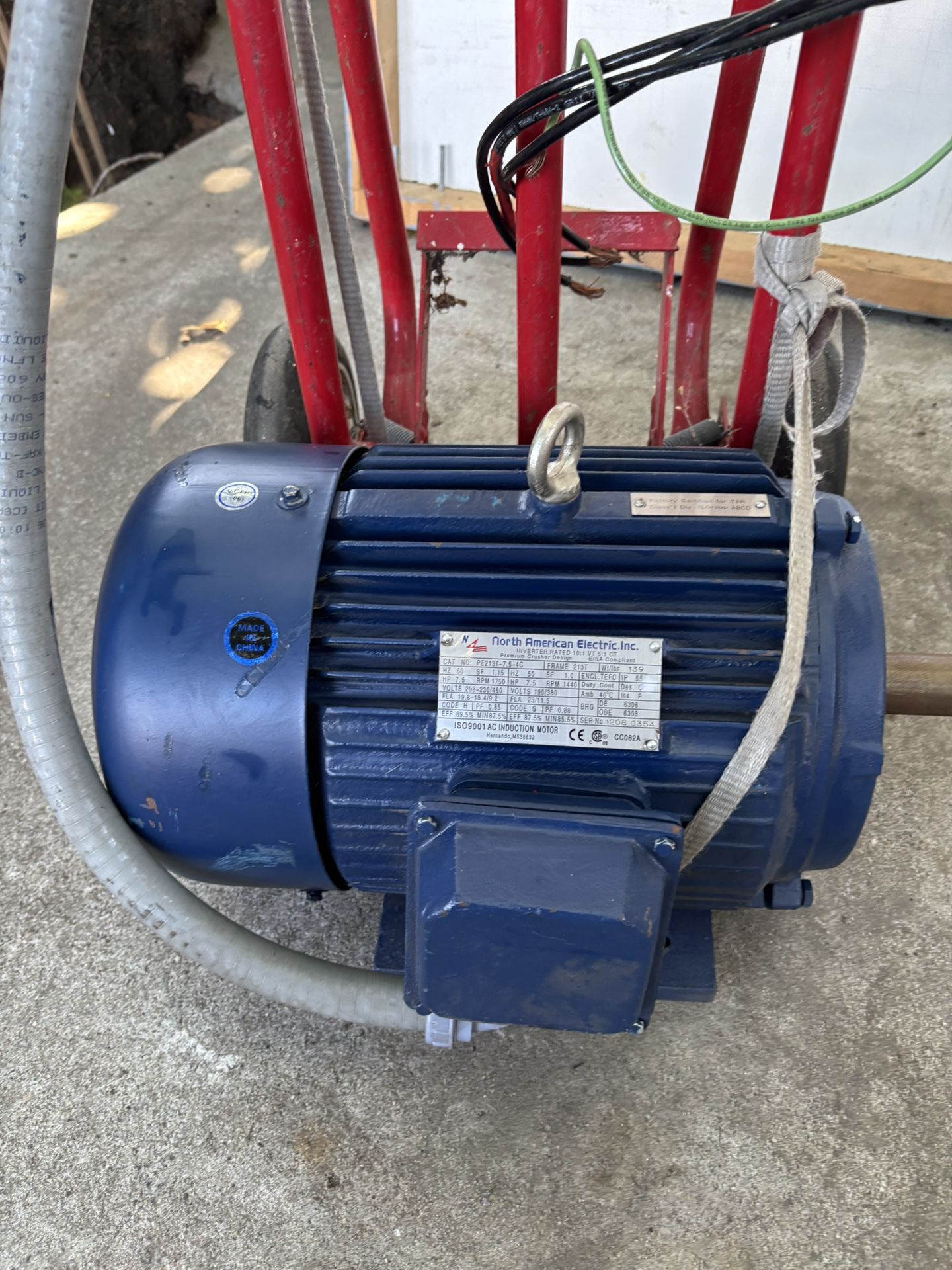 North American https://offerup.com/redirect/?o=RWxlY3RyaWMuaW5j 7.5 Hp Rotary Phase
