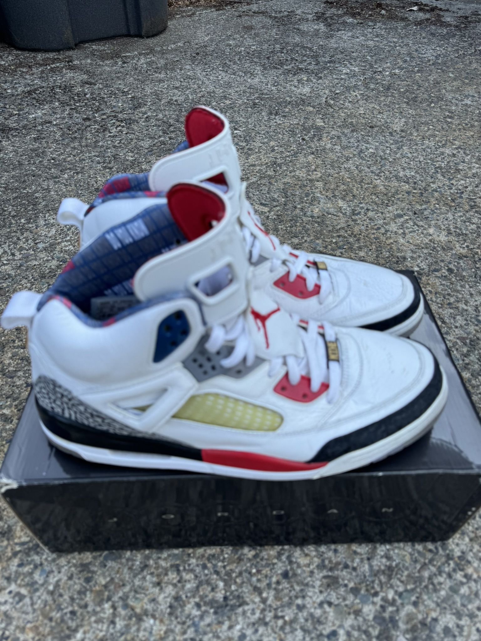 Jordon Spizike “Mars Blackmon” size 13
