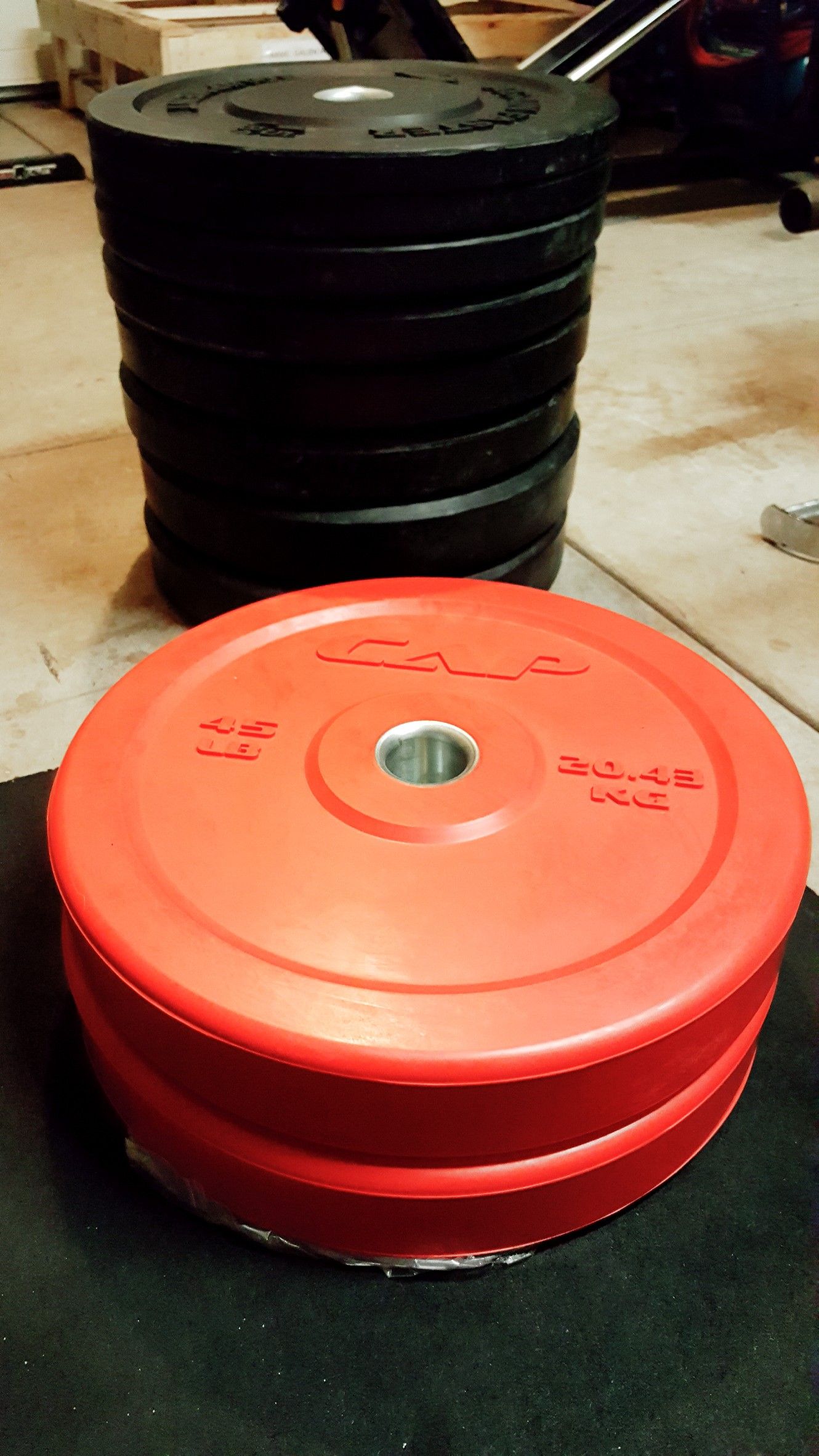 ☆ Weights - 45lb Bumper plates x2 (New)