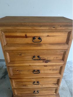 Dresser