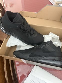 Nike LeBron. Witness all black size 11 Brand new