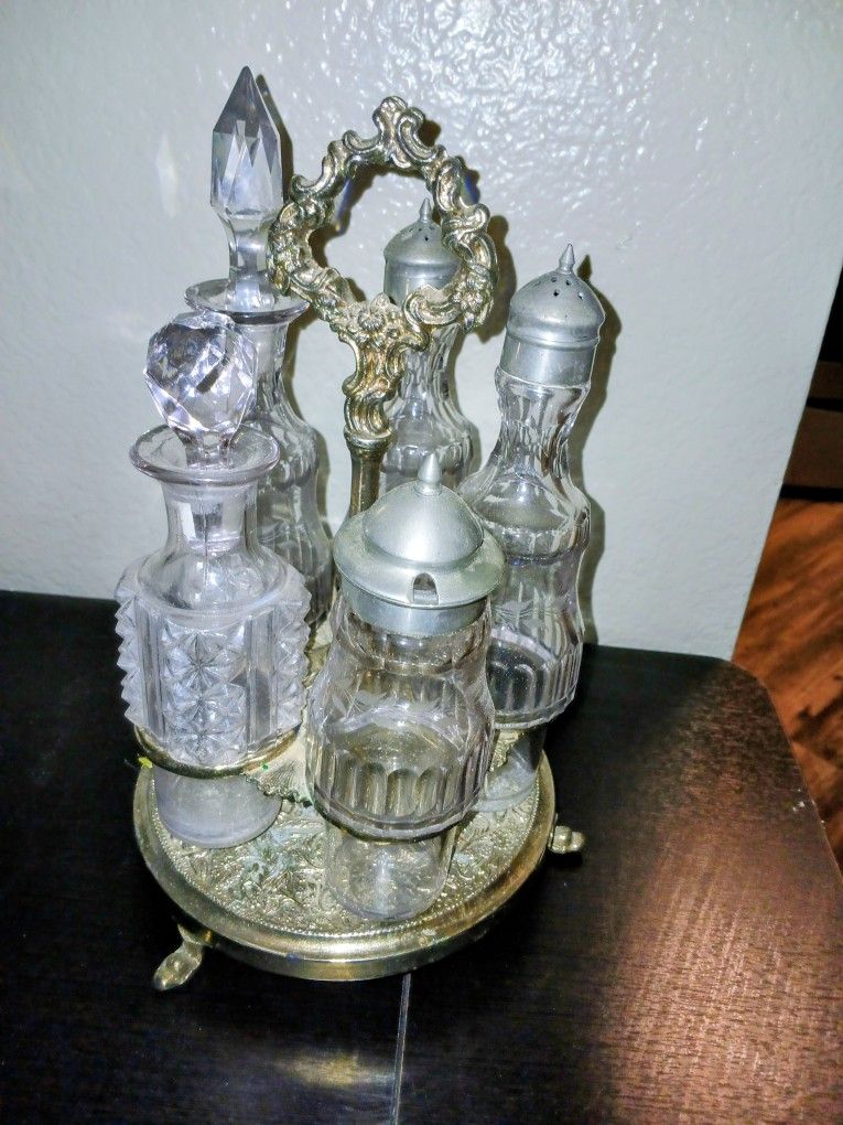 Antique 6 Castor Cut Glass Cruet With Metal Lid And Glass Stoppers