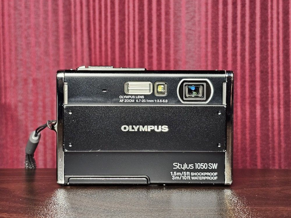 Olympus Stylus 1050 SW 10.1MP Waterproof Digital Camera