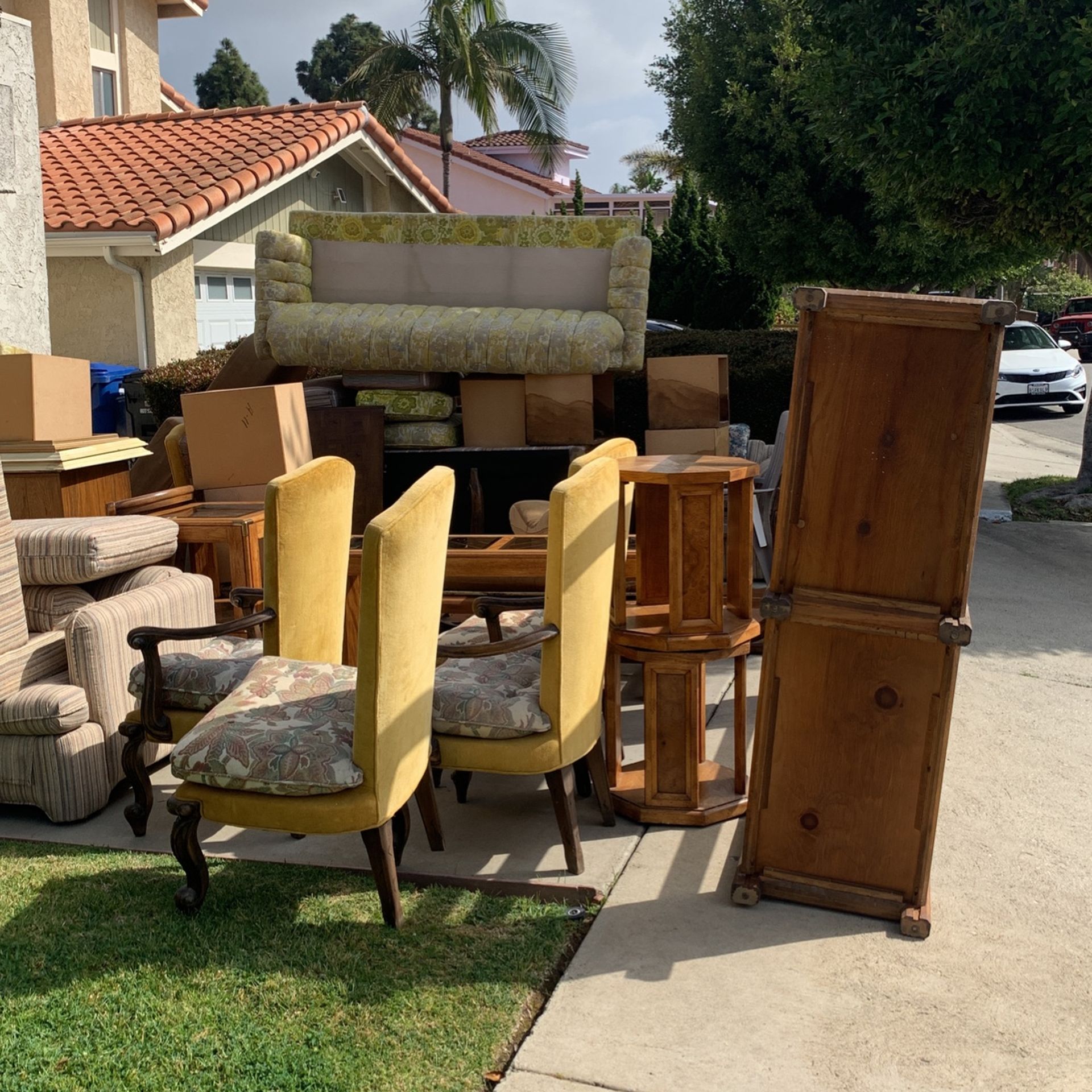 Near Santa Monica Airport Free Stuff
