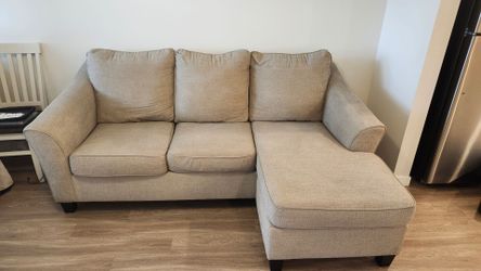 Couch-Sofa