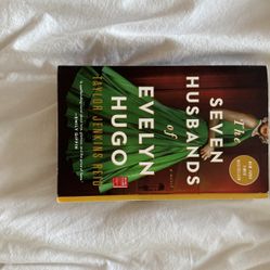 Book: The Seven Husbands Of Evelyn Hugo