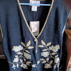 Jacklyn Smith Sweater New $8