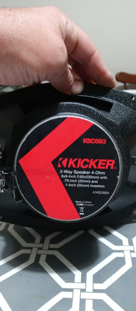 Kicker KS 6x9... 3 Way Speakers. Set of two.