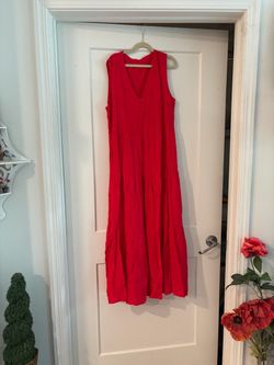 Red Sleeveless Maxi Dress