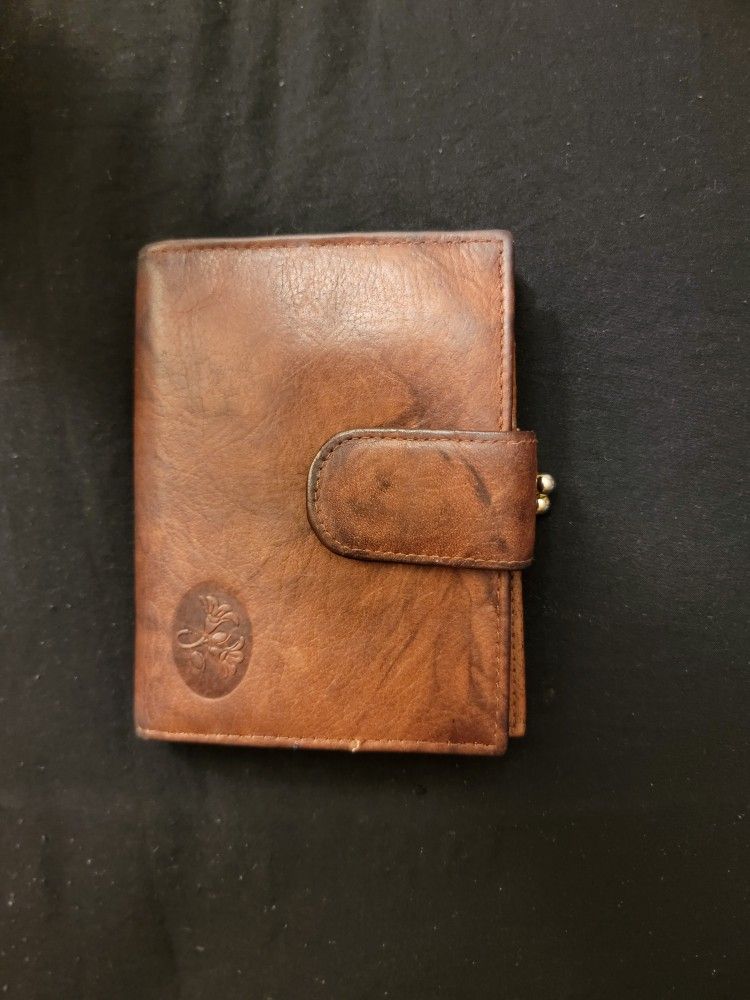 Buxton wallet