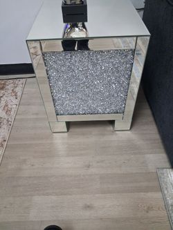 *Ad Special!!!*---Bedazzled Massa Gallery End Tables---Now $349!!!---Delivery/Store Pickup Available😉