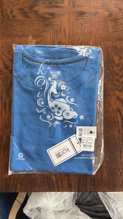 Scrub top women