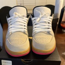 Size 9 Jordan Lows