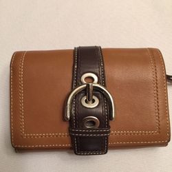 Couch tan leather wallet