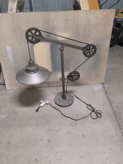 Antique Looking Pulley Lamp
