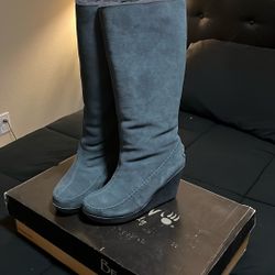 Bear paw Brighton, charcoal, gray size 9 great condition