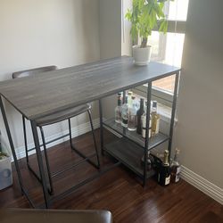 High Top Table - Barely Used