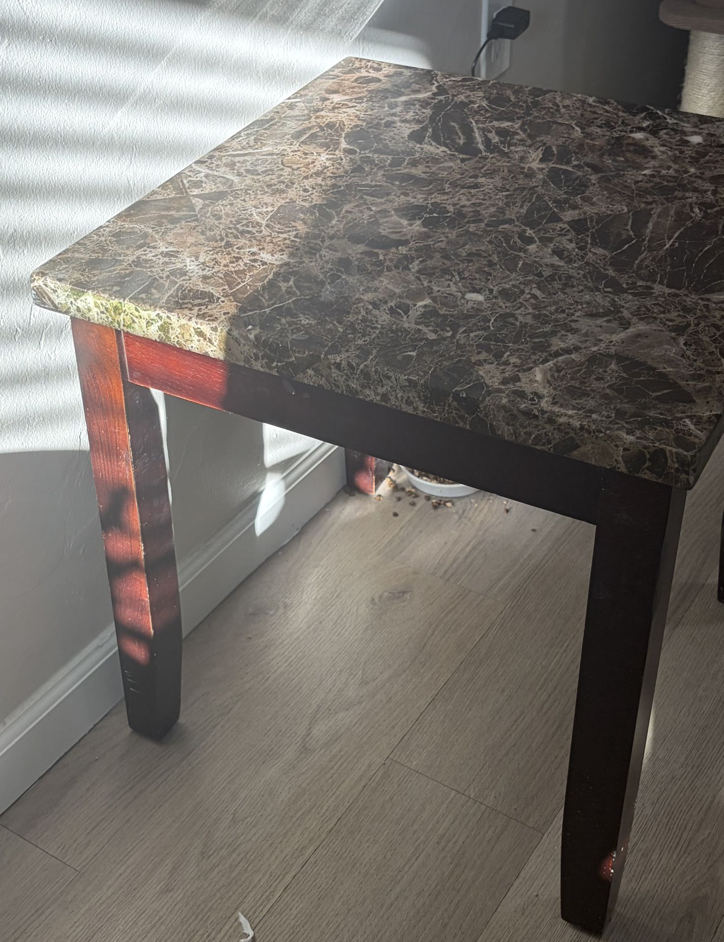 Set of 2 Faux Marble Top End Tables / Side Tables