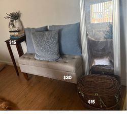 Mesa, Espejo , Canasta , Banco Sillón 