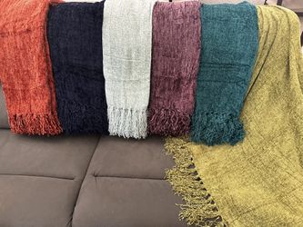 Throw/blanket 