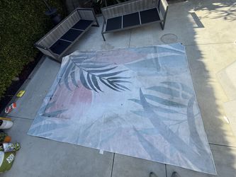 Outdoor throw rug