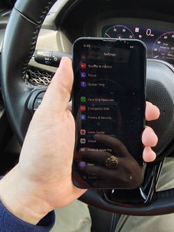 Factory unlocked iPhone 13 128hb