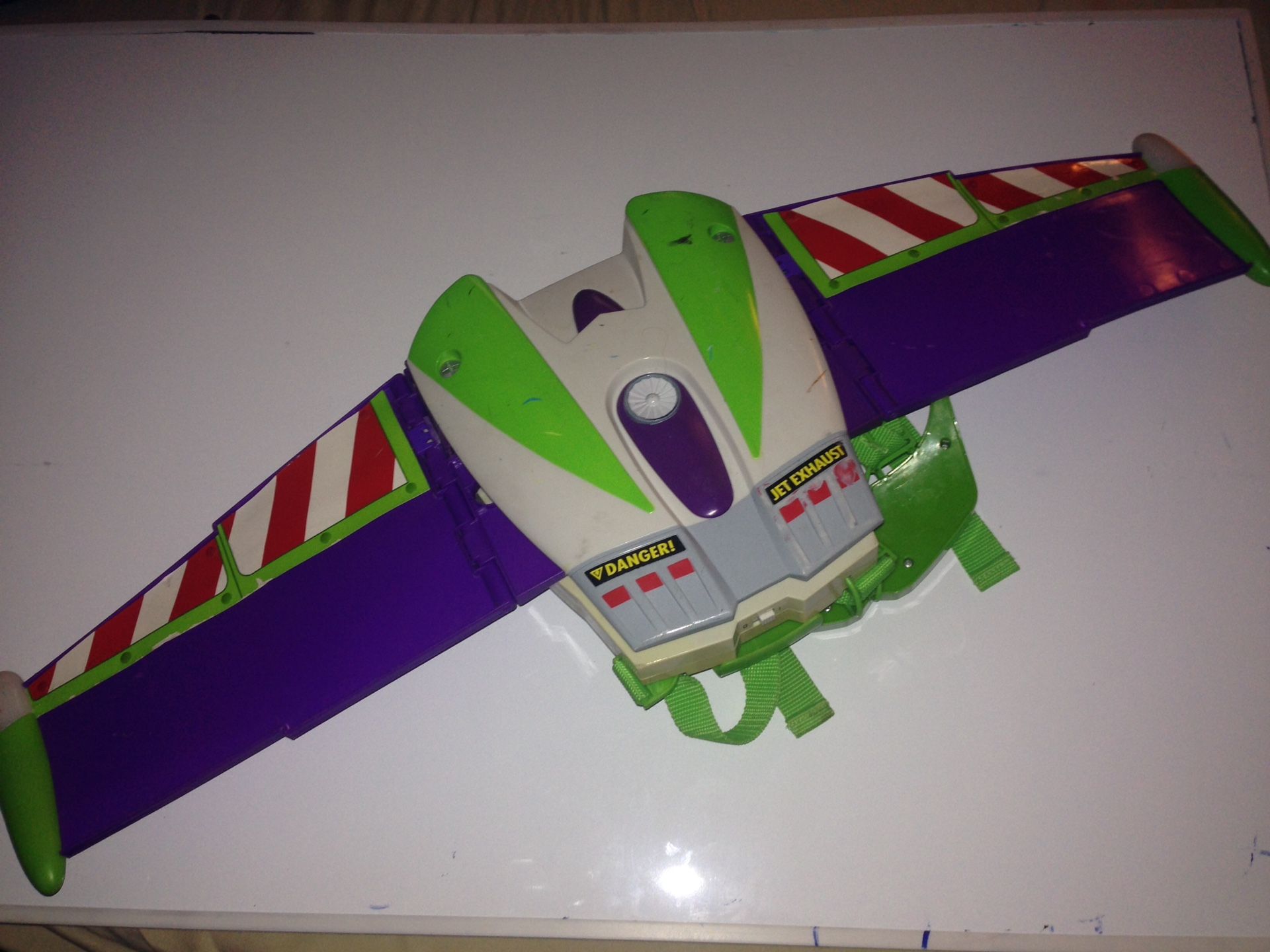 Toy Story 3 Buzz Lightyear Deluxe Action Wing Pack