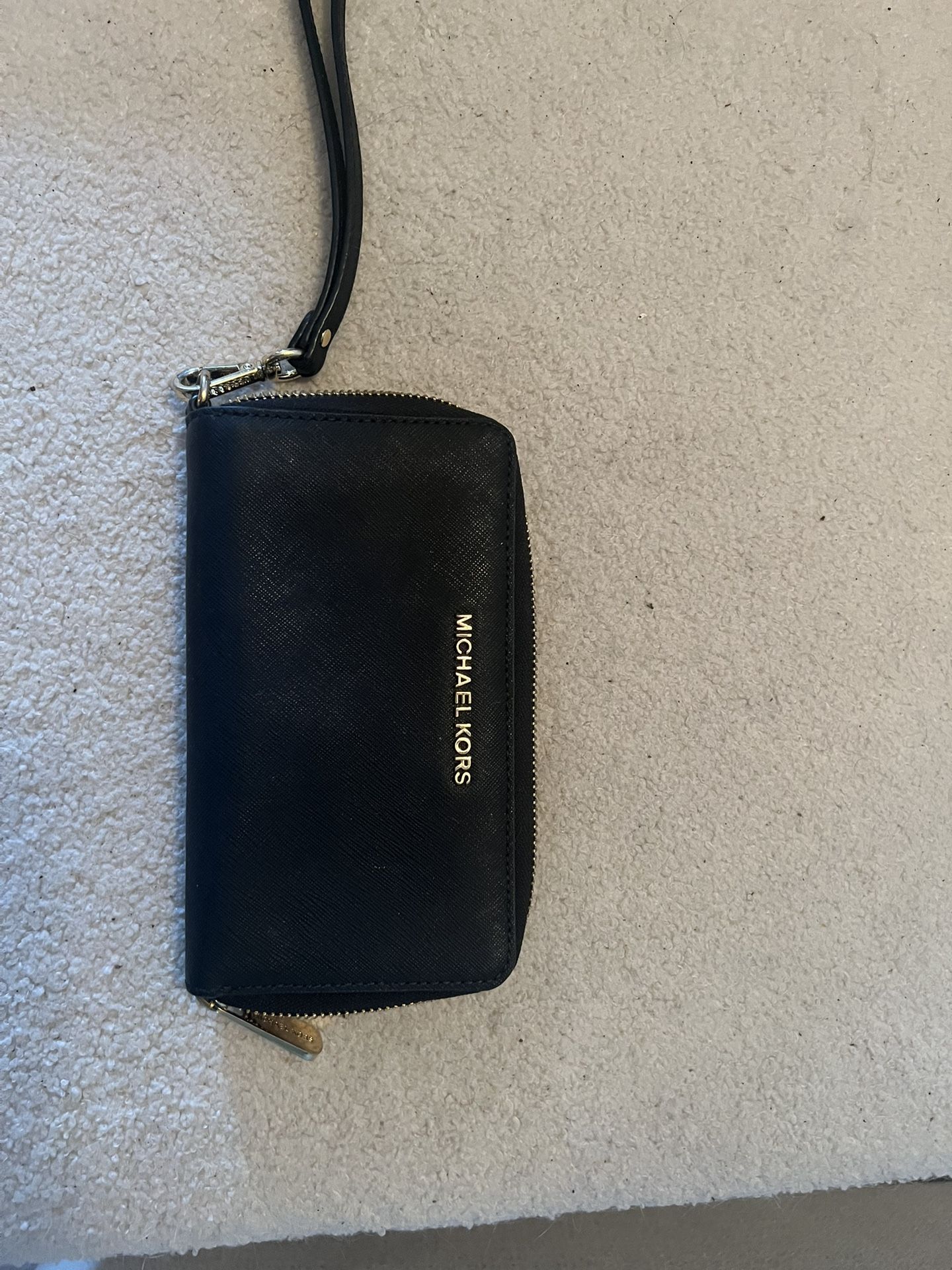 Michael Kors wristlet