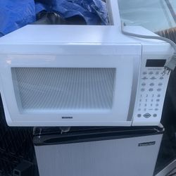 Microwave Good Condition Each $30