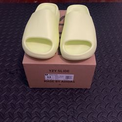 Adidas Yeezy Slide (Glow Green)
