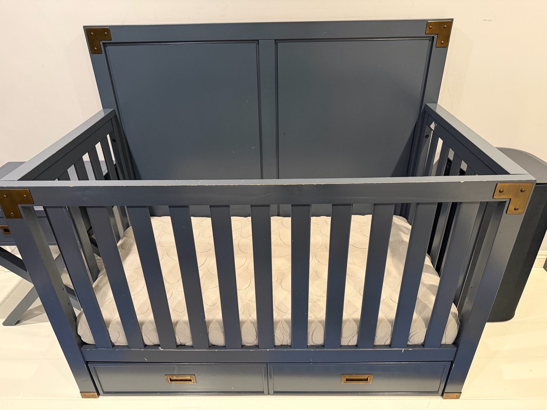 Crib