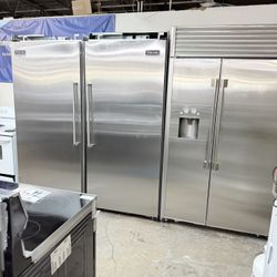 VIKIKG AND KENMORE PRO REFRIGERATOR 