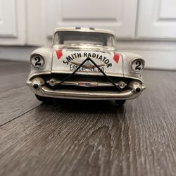 Diecast 1/18 scale Ertl 1957 American Muscle #22 Fireball Roberts Chevrolet Bel Air