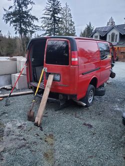 Chevy Express Savana 2(contact info removed) 2006 Parts