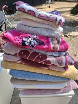 !! Stack of Towels  Price For All Firm Price Price