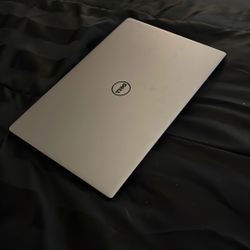 Dell XPS 13 laptop 