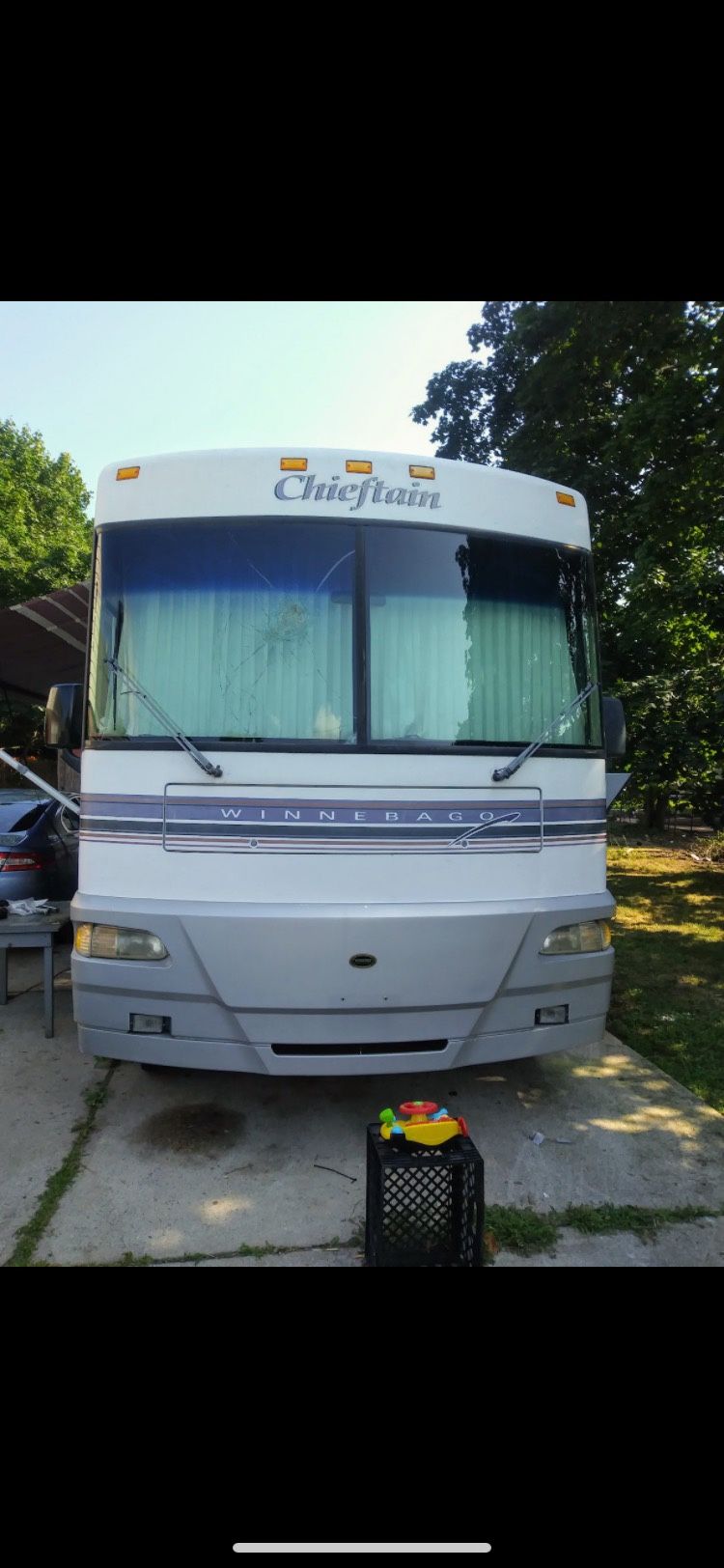 1998 Winnebago Chieftain