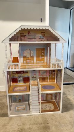 Doll house