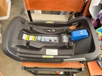 Nuna Pipa Infant Car Seat Base