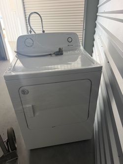 Washer and dryer set