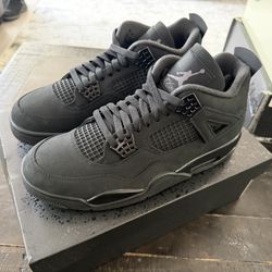 New Jordan 4 Retro Black Cat!